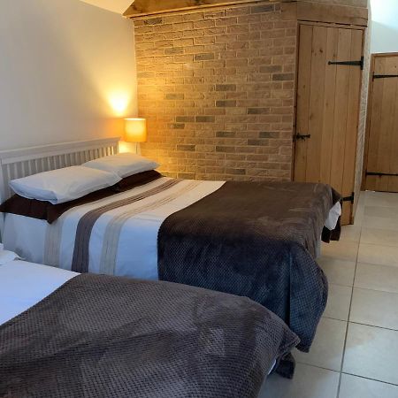 Appletree Cottages Mildenhall Buitenkant foto