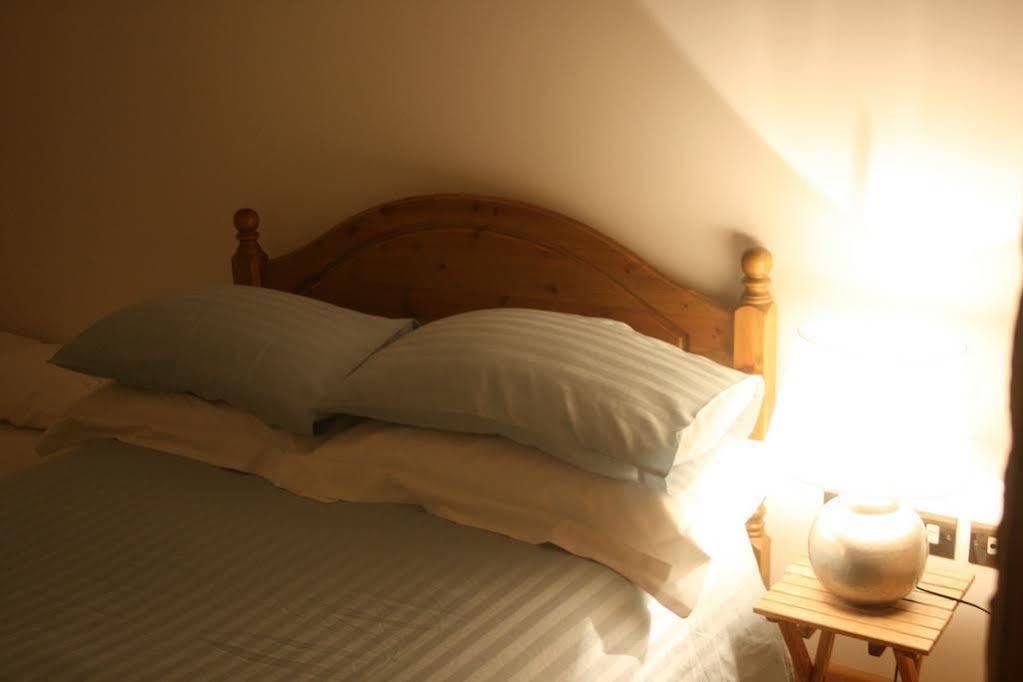 Appletree Cottages Mildenhall Buitenkant foto