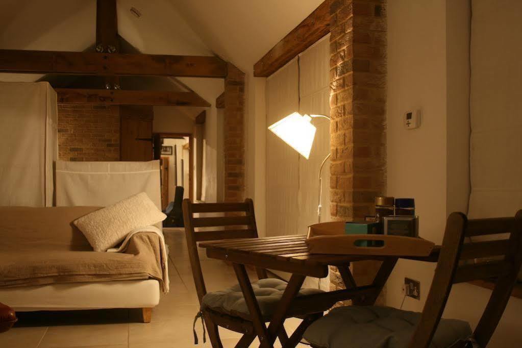 Appletree Cottages Mildenhall Buitenkant foto