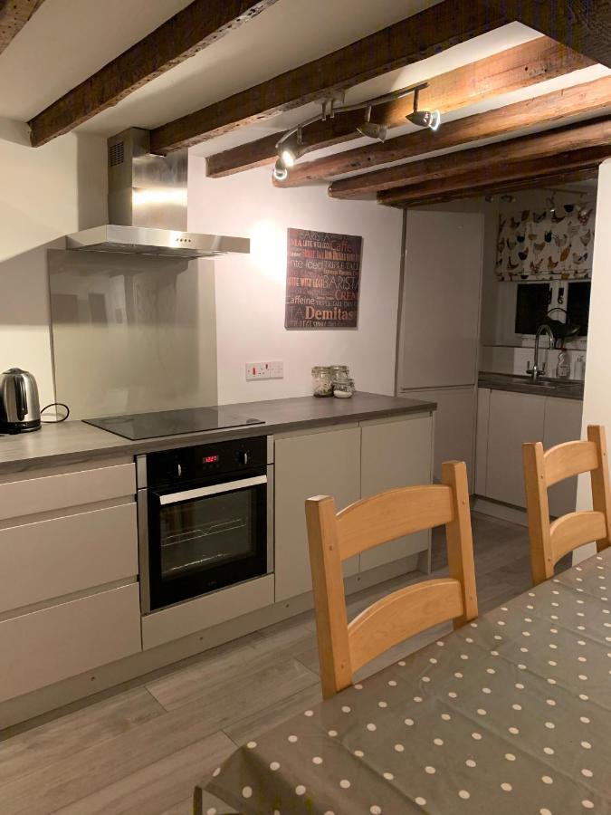 Appletree Cottages Mildenhall Buitenkant foto