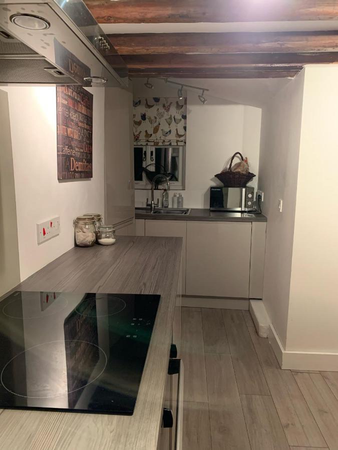 Appletree Cottages Mildenhall Buitenkant foto